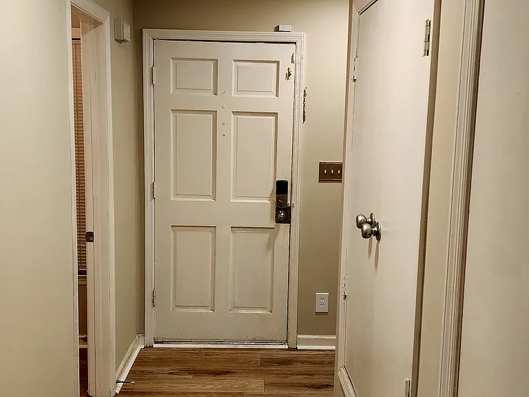 Front entry hall