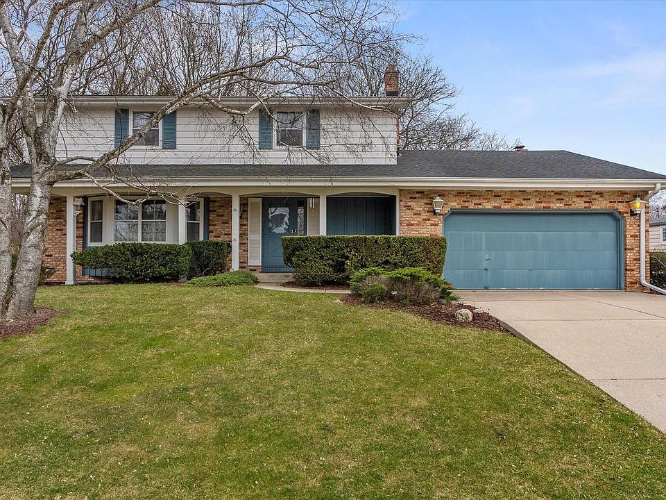 1st image of 625 East Lakeview DRIVE