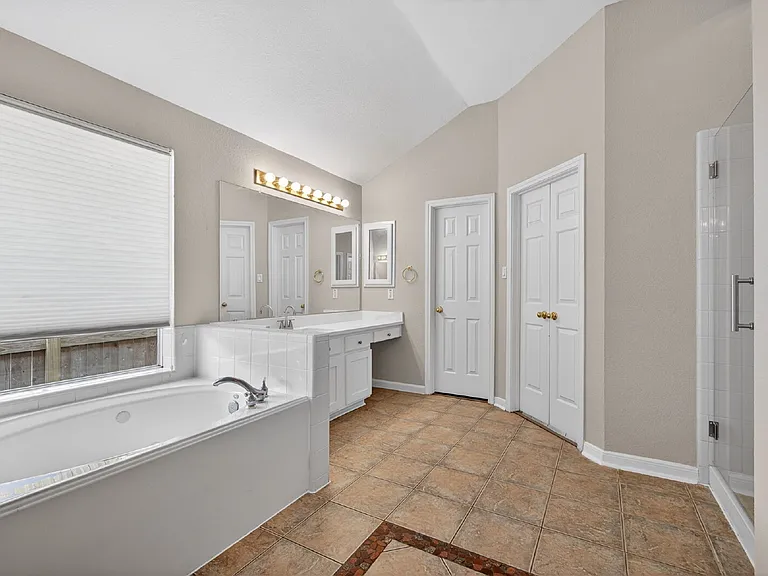 3918 Abbeywood Dr — Photo 20