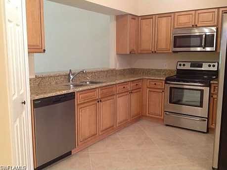 2nd image of 432 Saint Andrews Blvd