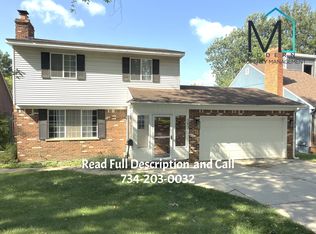 353 Lysander St, Rochester, MI 48307
