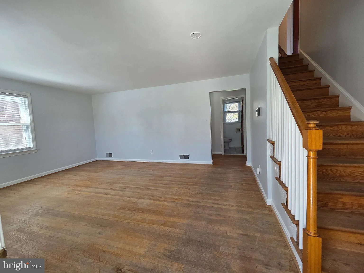 3 bed, 2.5 bath, 1920 sqft, $2,550 — Photo 4