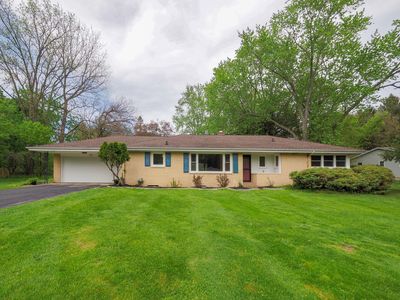 301 Maple St, Paw Paw, MI, 49079