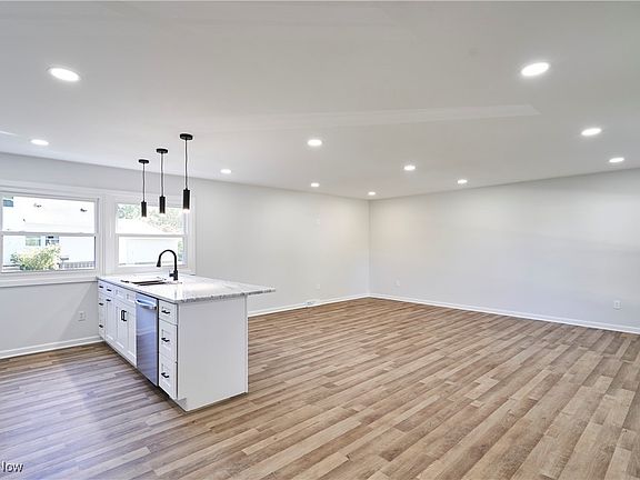 5th image of 4257 N Gilwood Dr