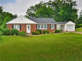 723 Melvin Dr, Greensburg, PA 15601