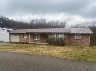 380 N Buckingham Ave, West Van Lear, KY 41268