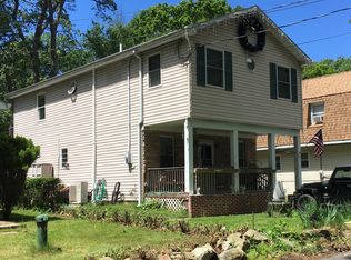 22 Madison Trl, Hopatcong, NJ 07843