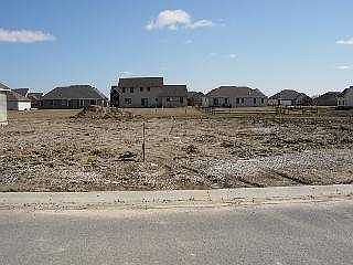 2nd image of 4020 Edge View Dr