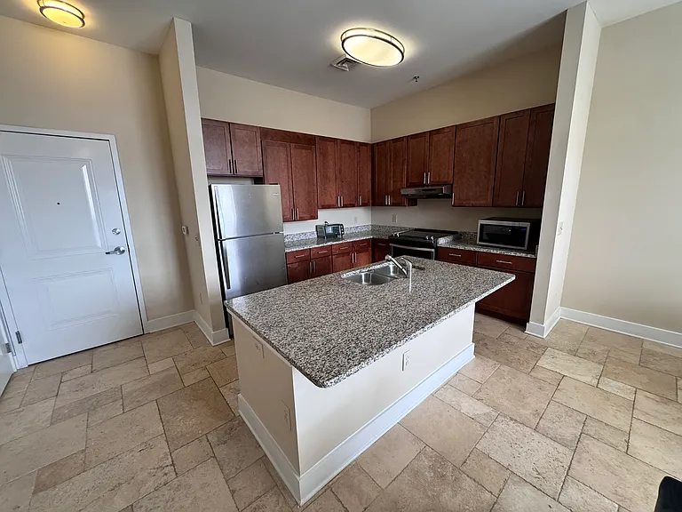 Friendly Apartments Co Living — Photo 31