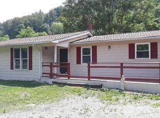 709 Brake Rd, Elliston, VA 24087