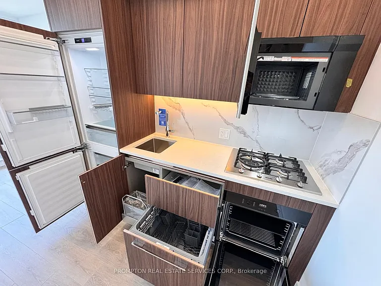 68 Esther Shiner Blvd #1807 — Photo 14