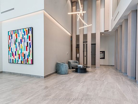 4th image of 86 Dundas St E #622