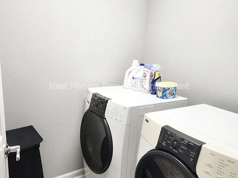 3857 Lionheart Dr — Photo 22