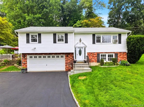 161 Geymer Drive, Mahopac, NY 10541