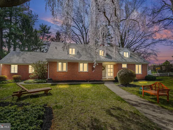 113 E Lake Ave, Baltimore, MD 21212