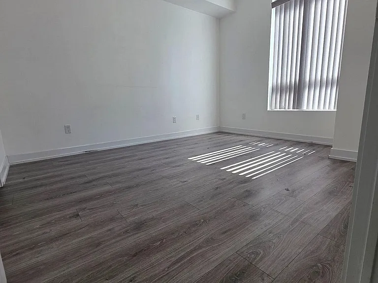 2486 Old Bronte Rd #202 — Photo 12