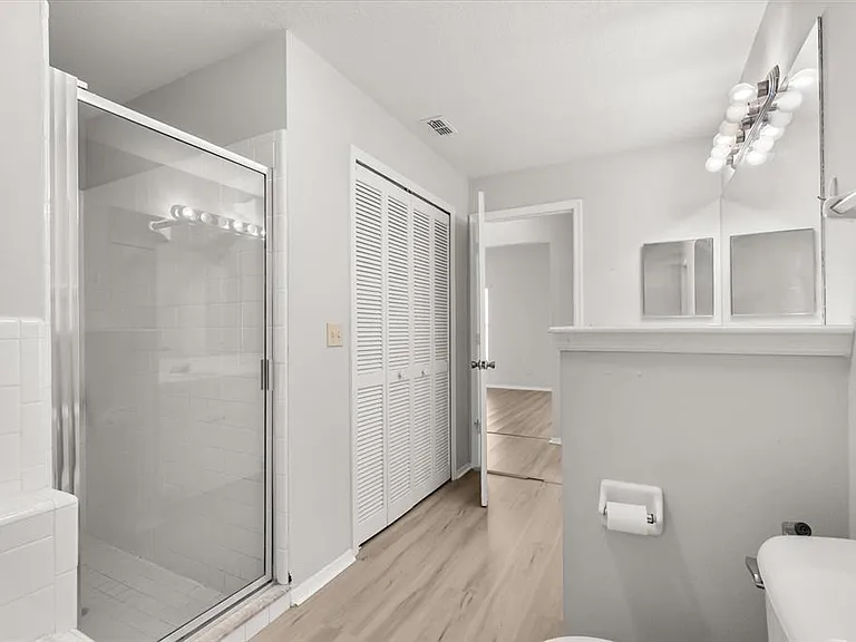 2612 Brookshire Ct — Photo 16