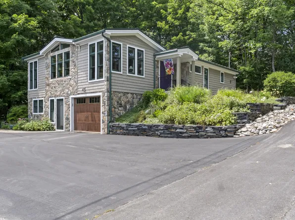 40 Coburn Avenue, Skowhegan, ME 04976