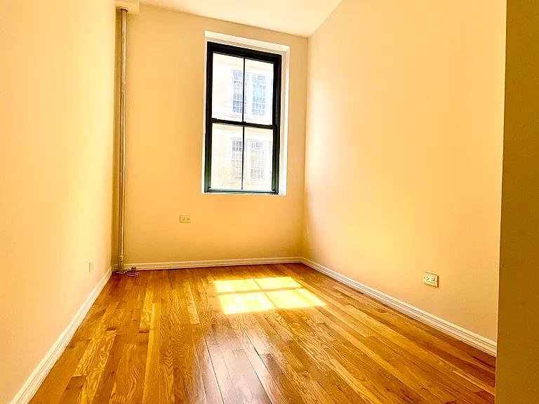 503 E 78th St #4B — Photo 8