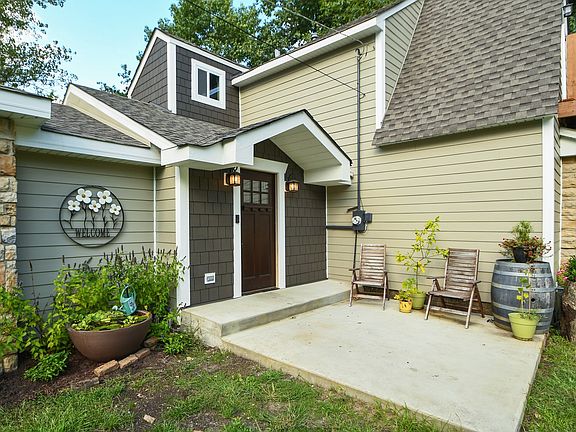 2nd image of 11510 156th St
