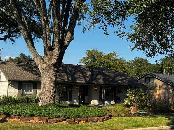 610 Inwood St, Tomball, TX 77375