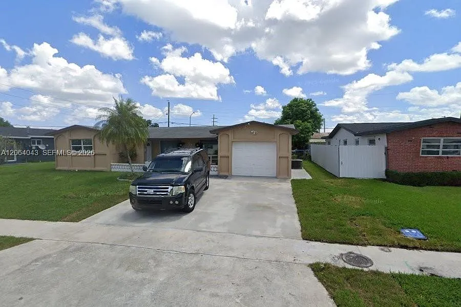 711 SW 64th Pkwy