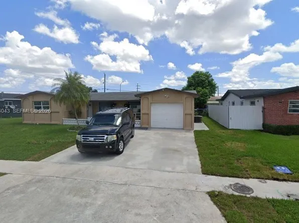 711 SW 64th Pkwy, Hollywood, FL 33023