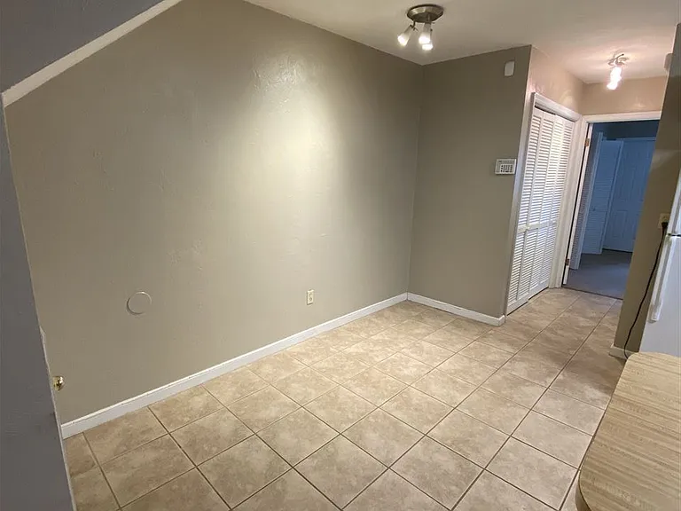 1159 Ocala Rd — Photo 4