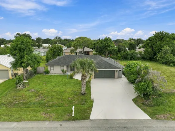 680 SW COLLEEN Avenue, Port St Lucie, FL 34983