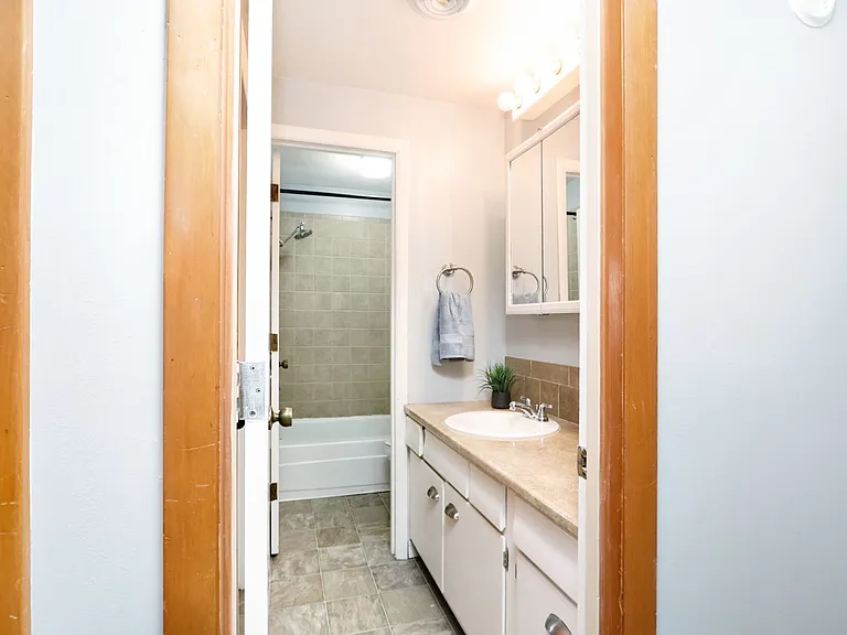 411 Timberwick Pl — Photo 24