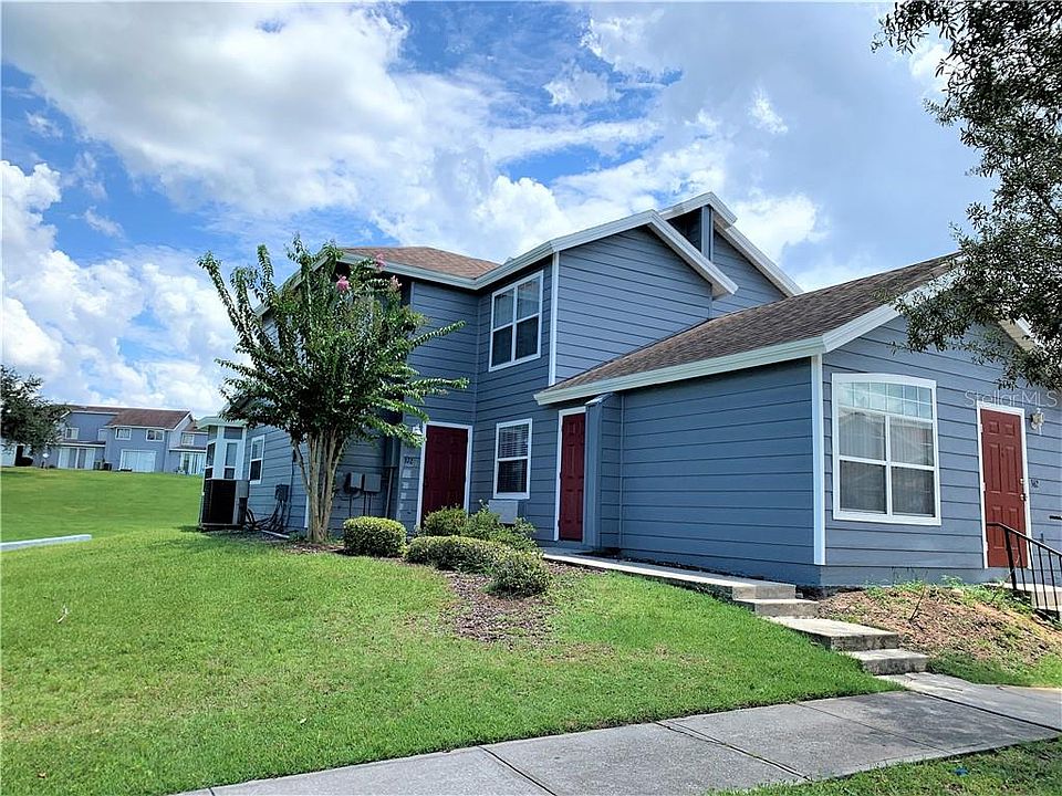 1st image of 372 Caribbean Dr