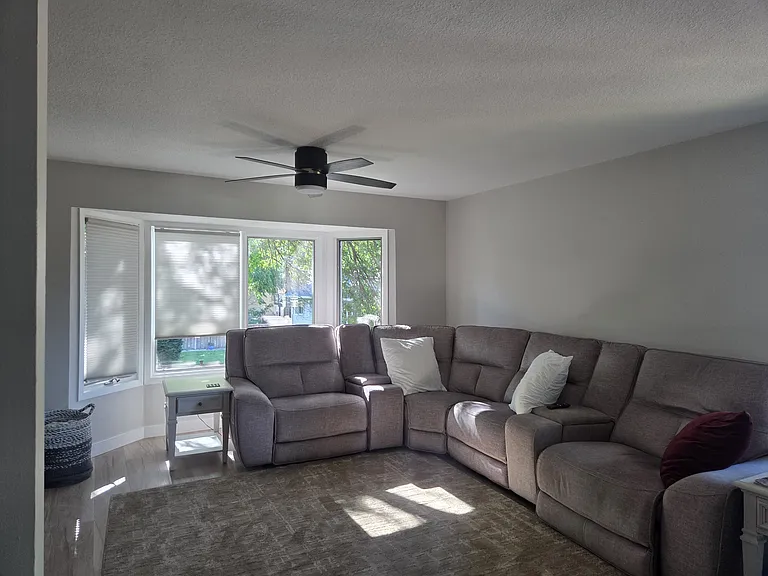 6310 Squire Dr NE — Photo 8