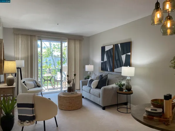 1840 Tice Creek Dr APT 2445, Walnut Creek, CA 94595