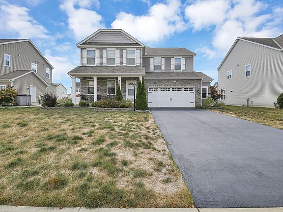 2nd image of 575 Willow Grove Dr