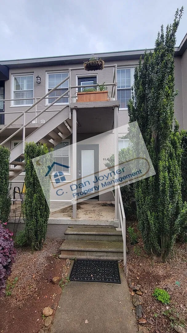 601 Cleveland St — Photo 1