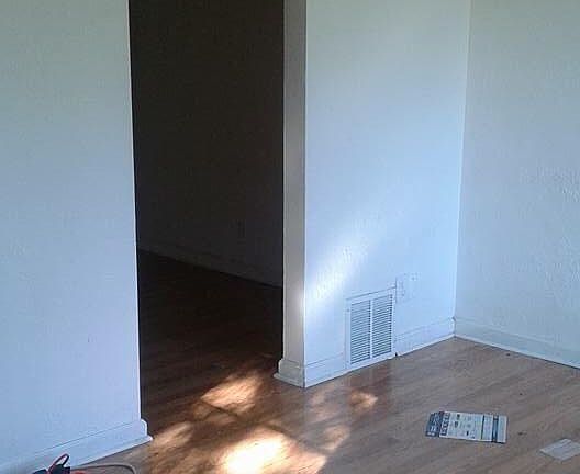 5th image of 9105 Midland Blvd