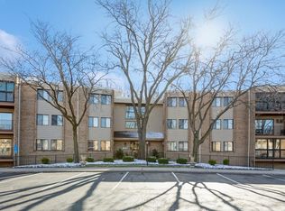 1887 Silver Bell Rd APT 307, Eagan, MN 55122