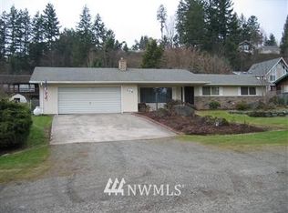 204 Jensen Ln N, Eatonville, WA