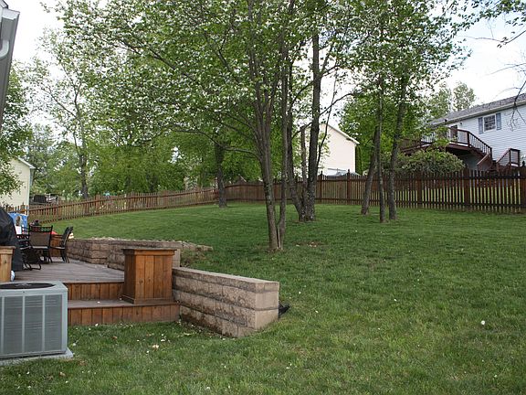 4th image of 2319 Magnolia Dr