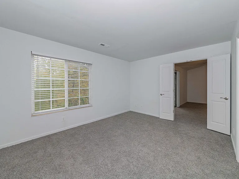 Ivy Hills Living Spaces — Photo 96