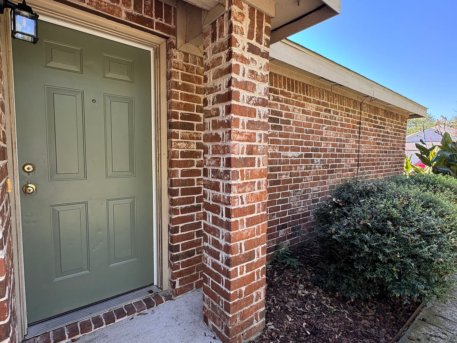 3 bed, 1315 sqft, $1,795 — Photo 2