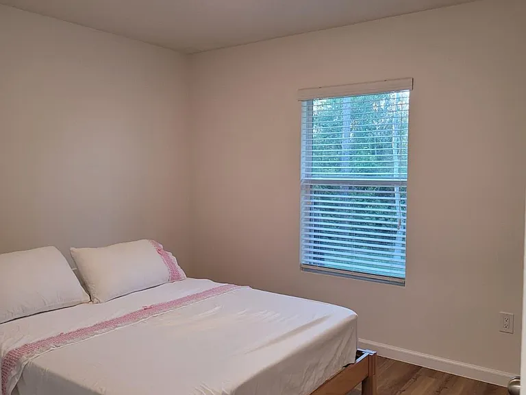 108 Findhorn Ct — Photo 26