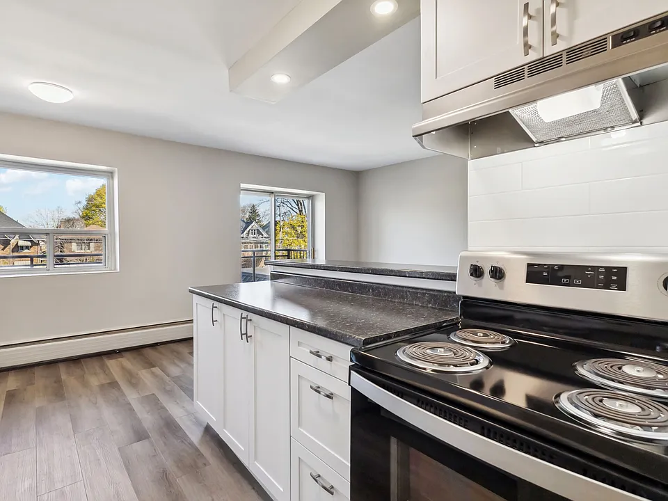 311 Central Ave