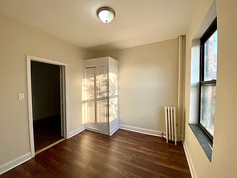 Rented by LRGNY Group, Inc.