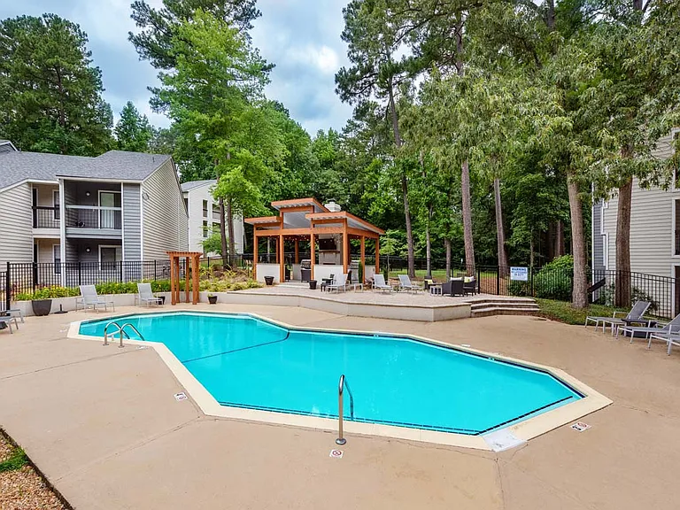 Emerald Place — Photo 16