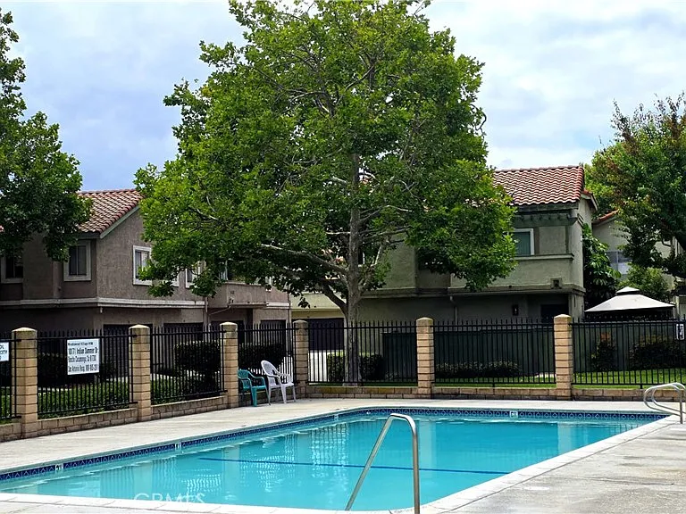 10187 Indian Summer Dr #E — Photo 23