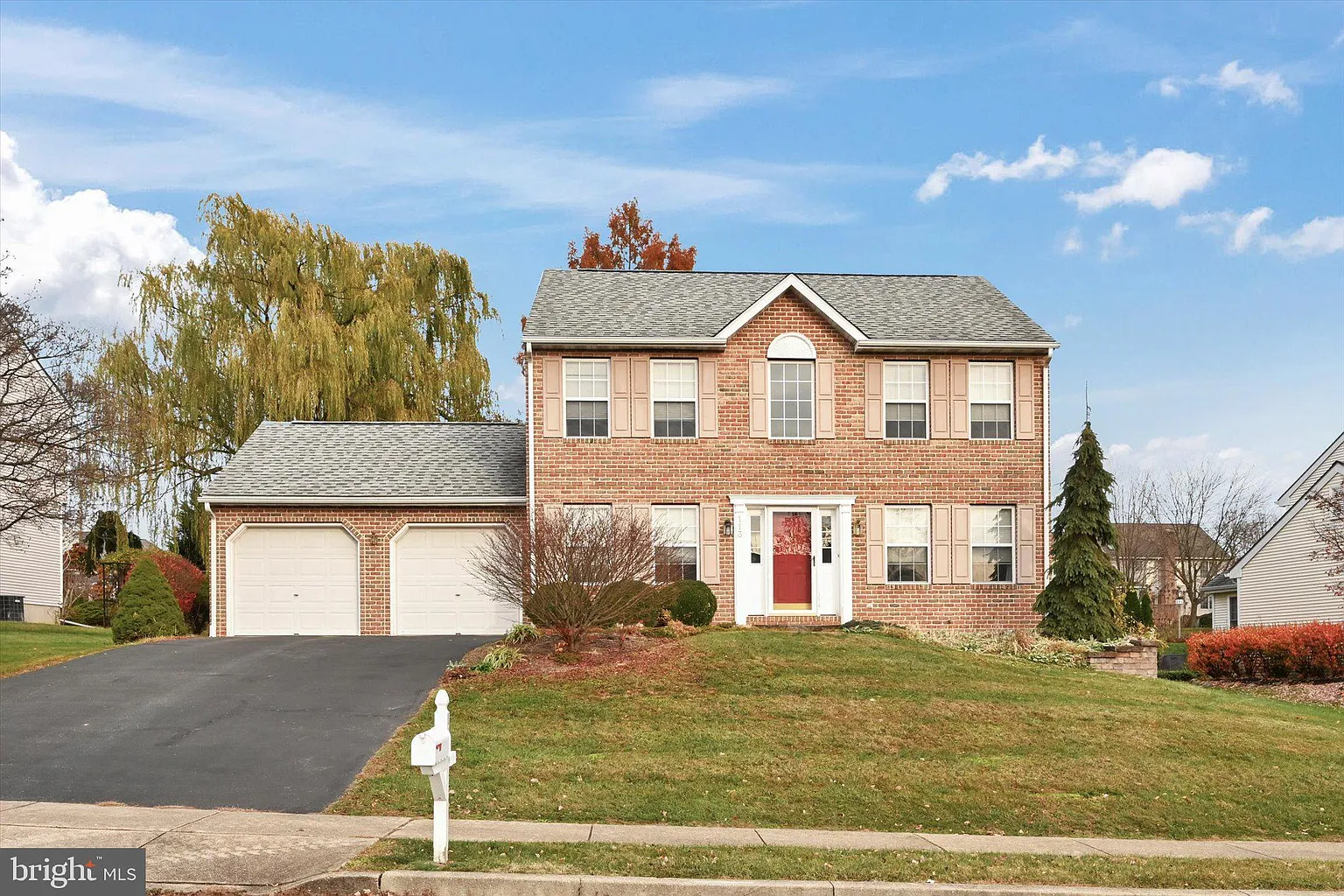 113 Lucinda Ln photo 1