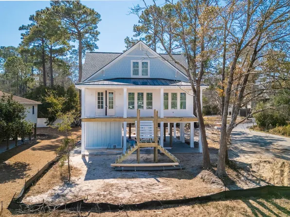 4101 E Yacht Drive, Oak Island, NC 28465