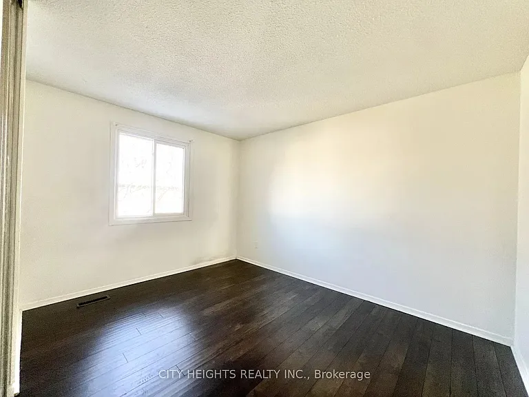 45 Hansen Rd N #20 — Photo 13