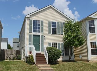 1776 Simms St, Aurora, IL 60504